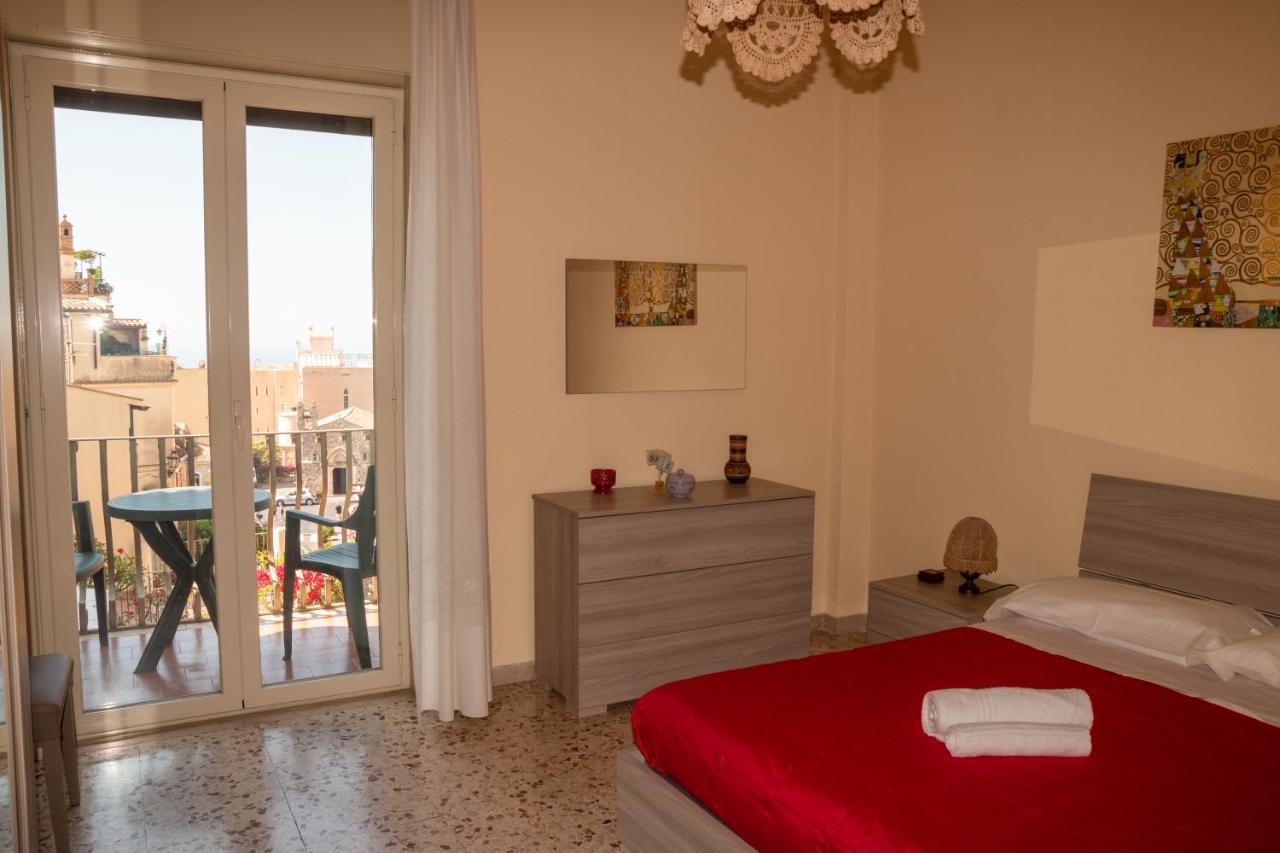 Casa Vacanze Il Vicolo Taormina Luaran gambar