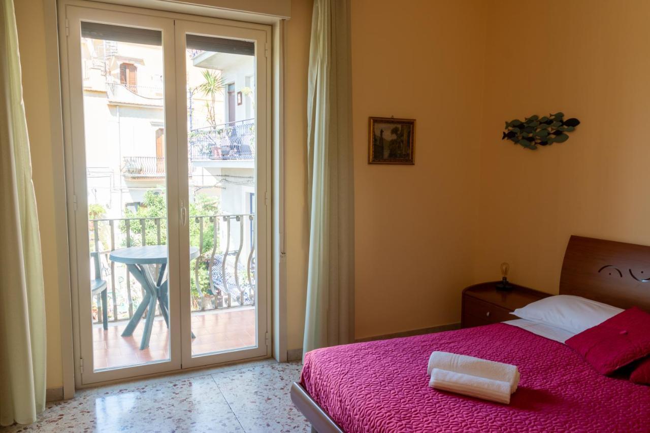 Casa Vacanze Il Vicolo Taormina Luaran gambar