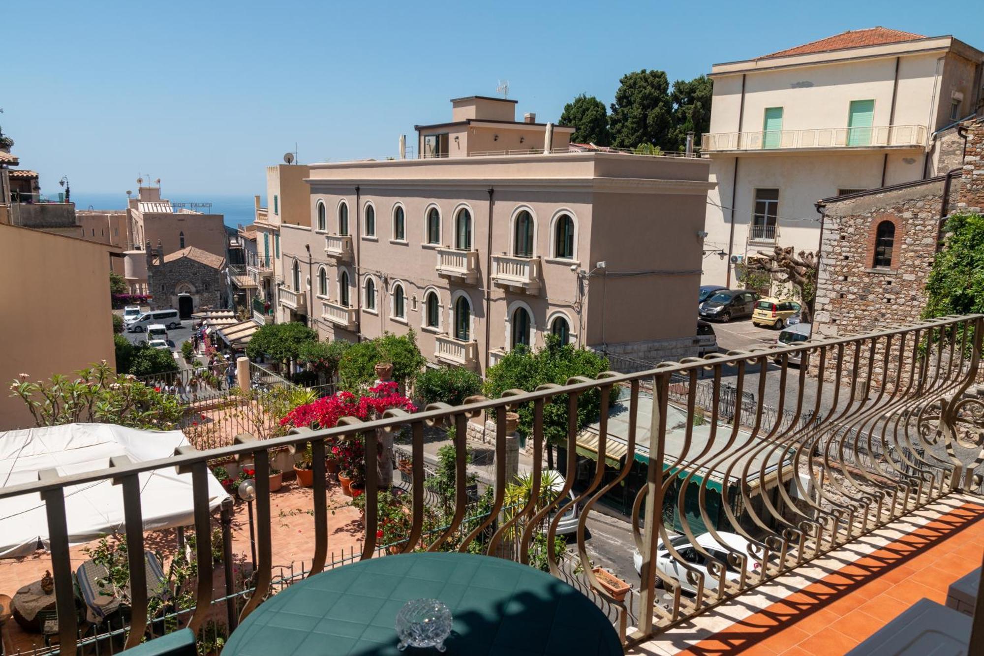 Casa Vacanze Il Vicolo Taormina Luaran gambar